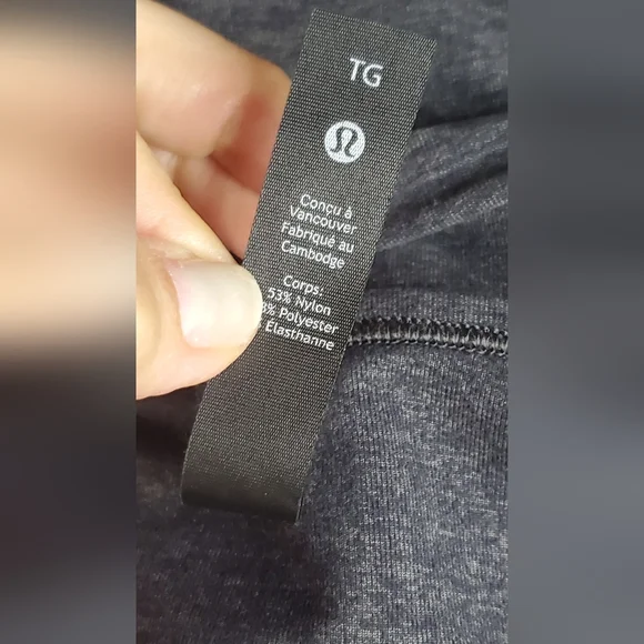 Lululemon Size XL/TG Black/grey JacketTech Half Zip -